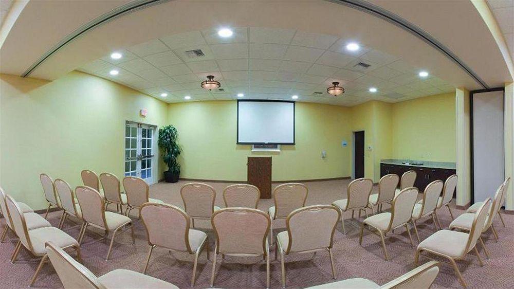 Holiday Inn Express Hotel & Suites Napa Valley-American Canyon By Ihg Exteriör bild