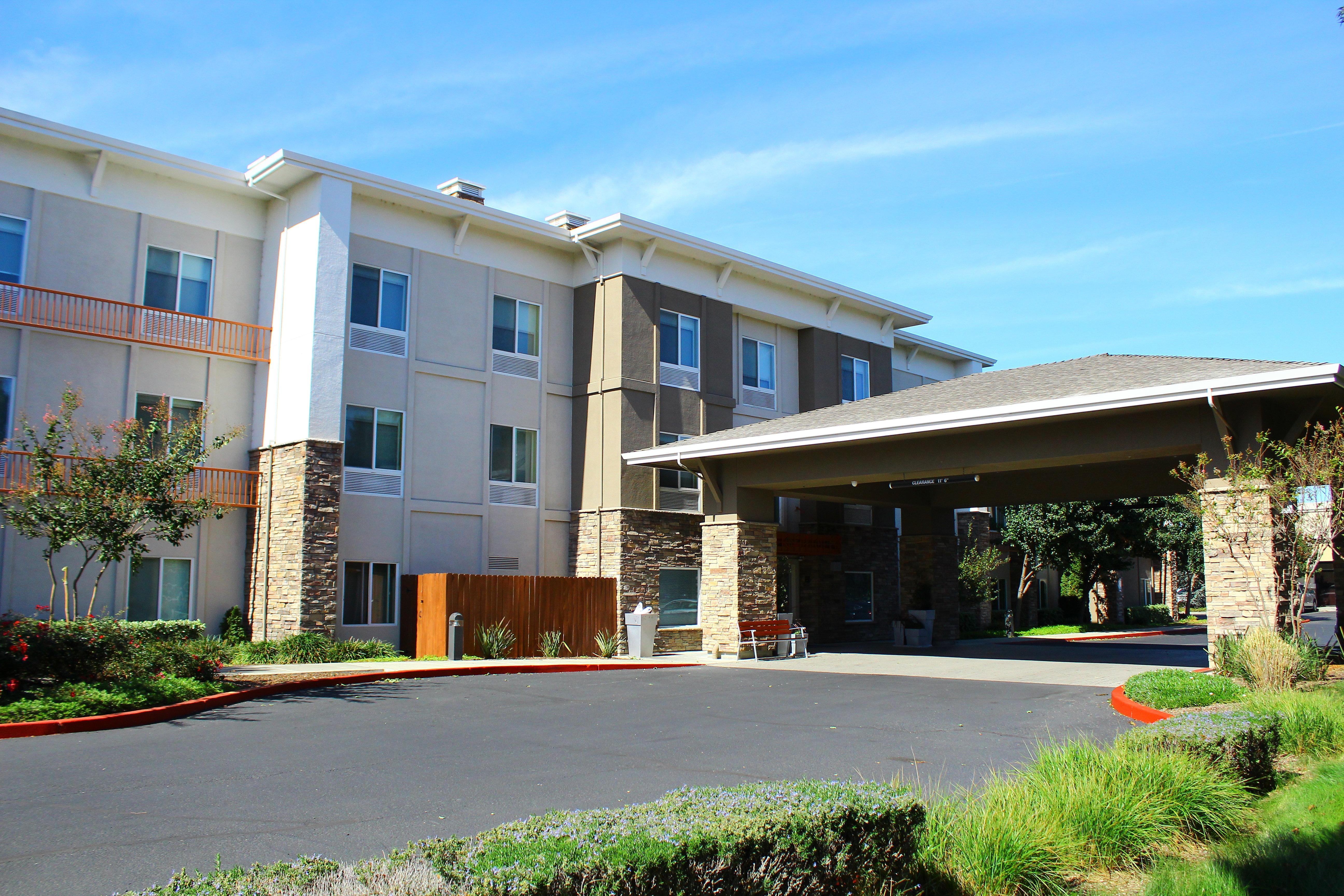 Holiday Inn Express Hotel & Suites Napa Valley-American Canyon By Ihg Exteriör bild