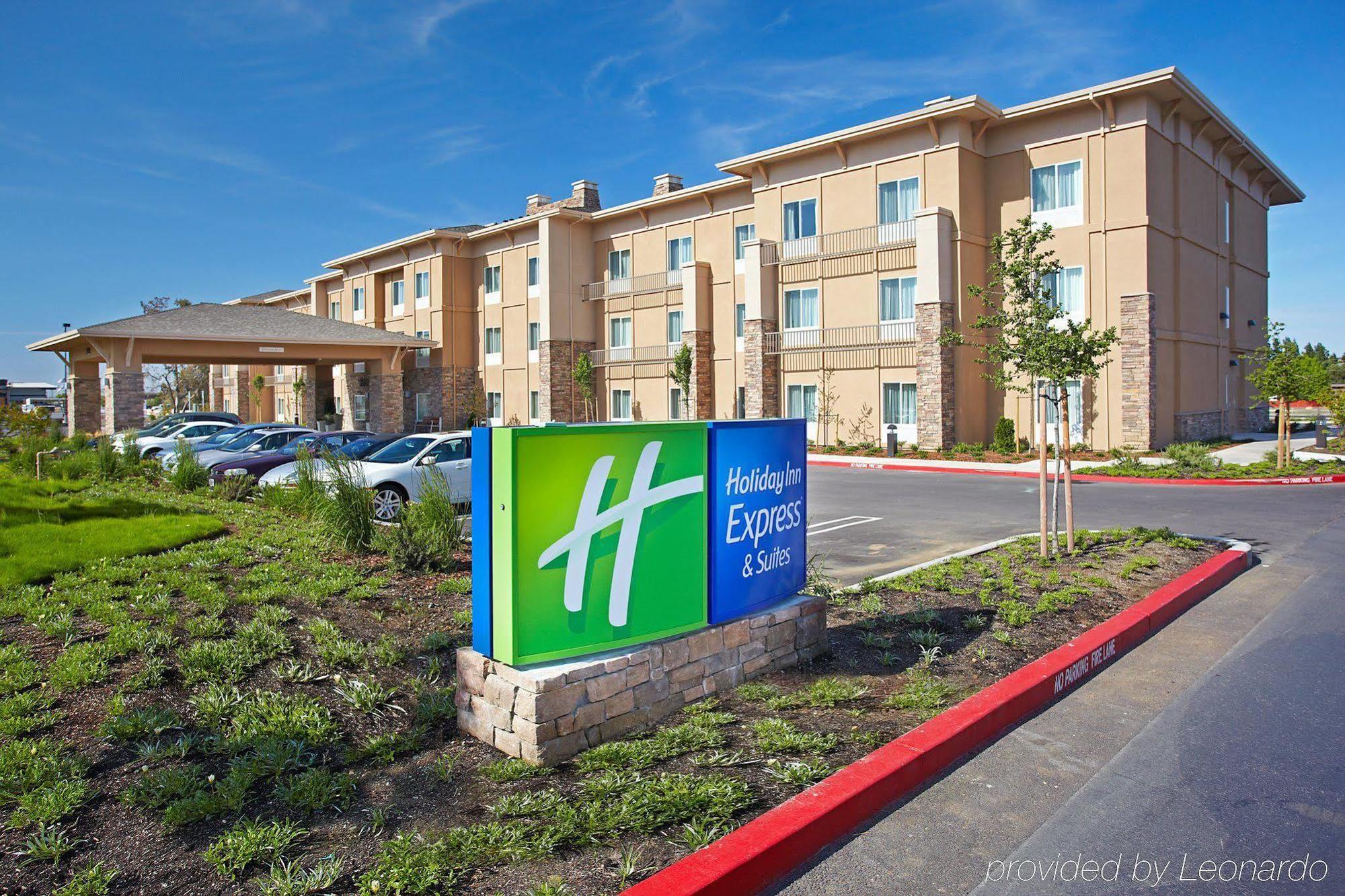 Holiday Inn Express Hotel & Suites Napa Valley-American Canyon By Ihg Exteriör bild