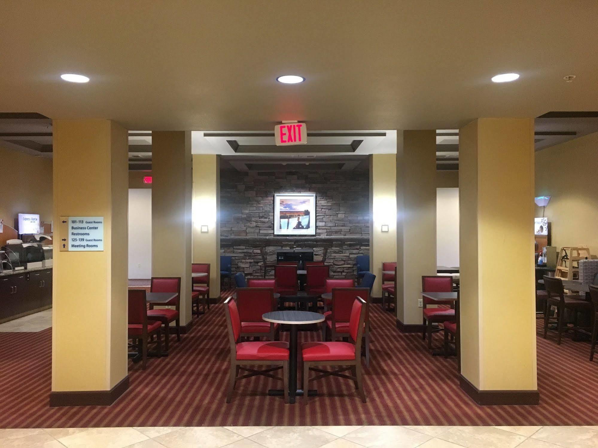 Holiday Inn Express Hotel & Suites Napa Valley-American Canyon By Ihg Exteriör bild