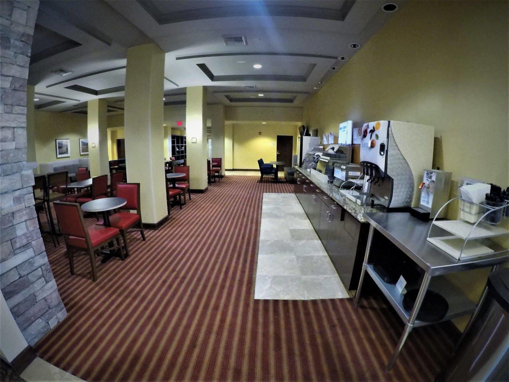 Holiday Inn Express Hotel & Suites Napa Valley-American Canyon By Ihg Exteriör bild