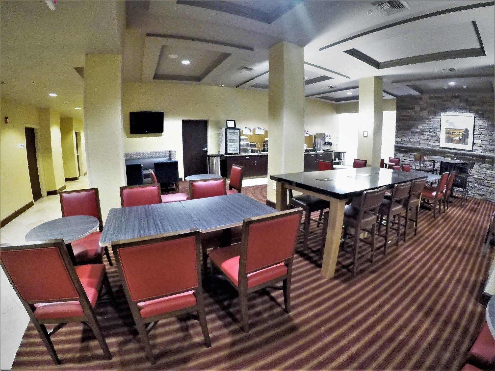 Holiday Inn Express Hotel & Suites Napa Valley-American Canyon By Ihg Exteriör bild
